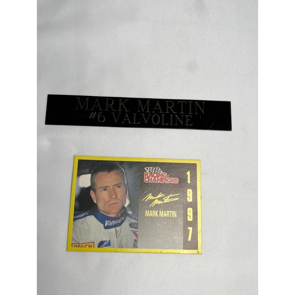 1997 Racing Champions Mark Martin Trading and 5" Name Tag Card Yellow Excellent